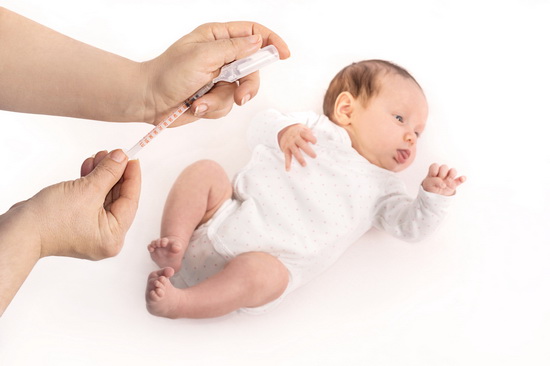 Для чего делают прививки от гепатита B новорождённым